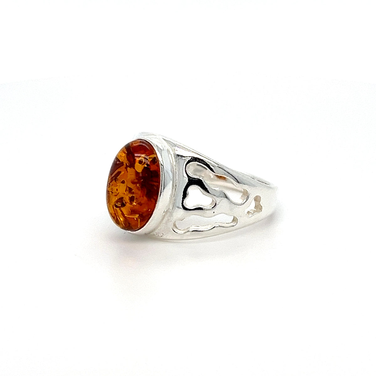Silver ring with amber – stylish women's jewelry