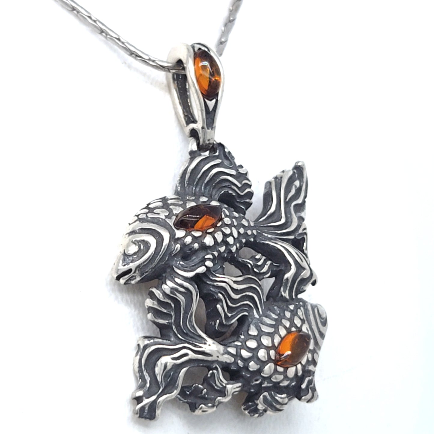 Silver pendant "Pisces" with genuine amber – Pisces zodiac sign (Unisex)