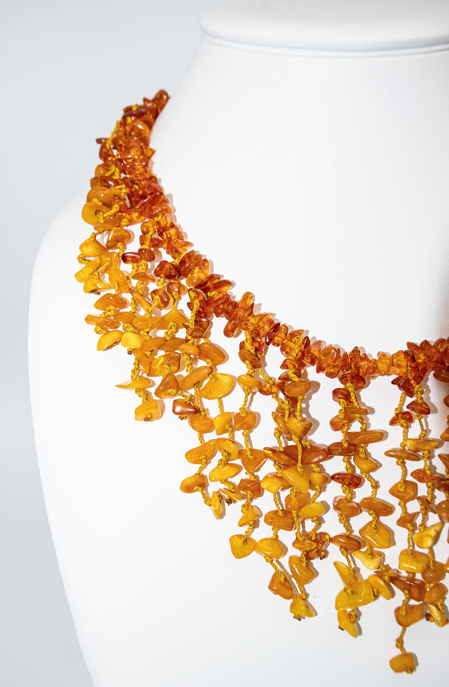 Handgefertigte Bernsteinkette – Collier 56 cm, Vintage Design
