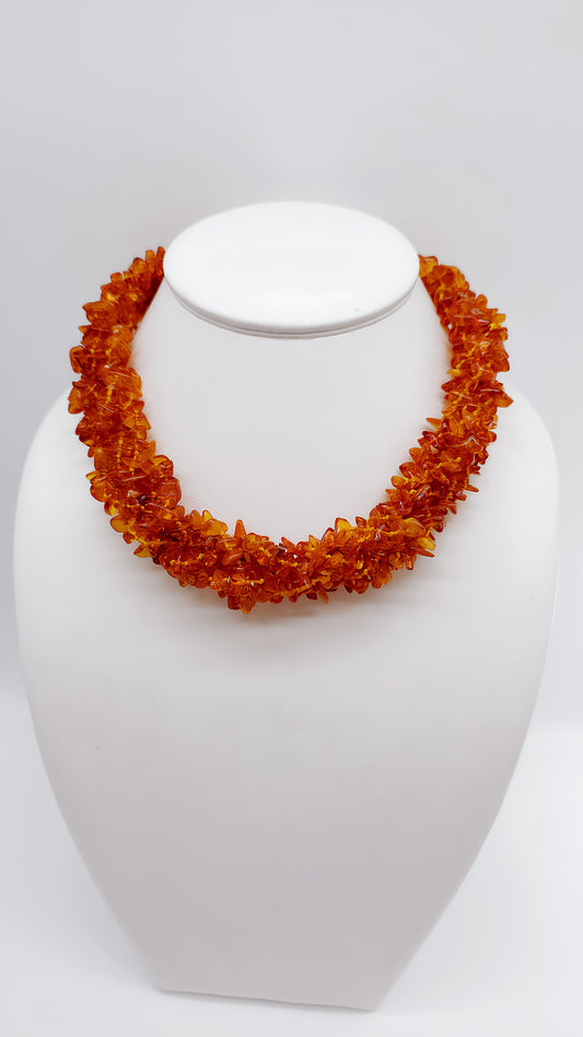Natural amber necklace with artistic structure