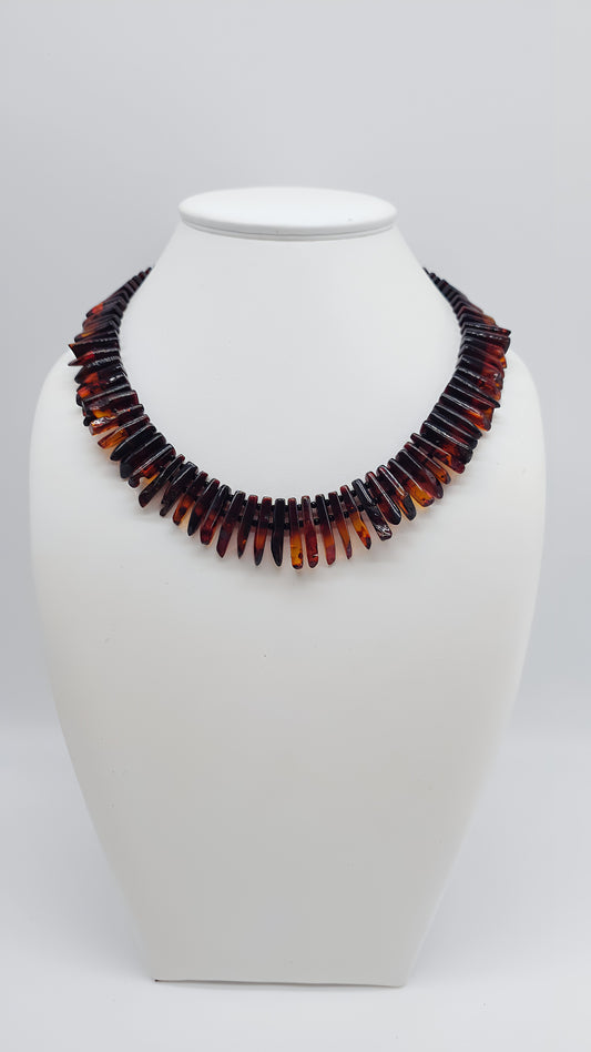 Ladies necklace with real amber unique and noble