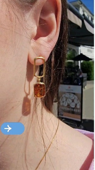 Stylish earrings made of gold-plated 925 sterling silver with amber