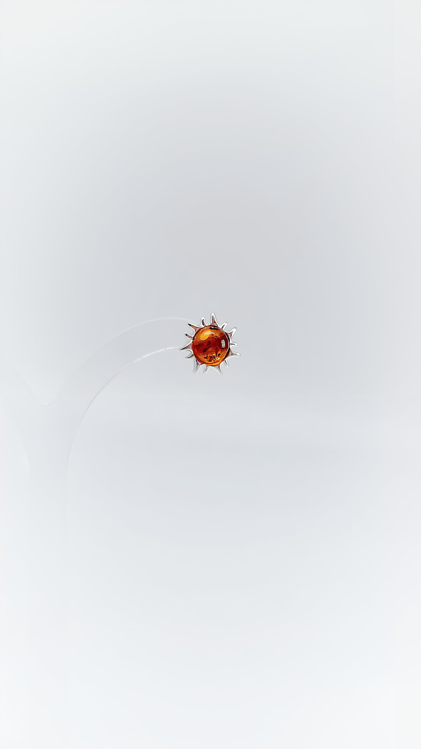 Sunbeams in your jewelry: Amber earrings in silver