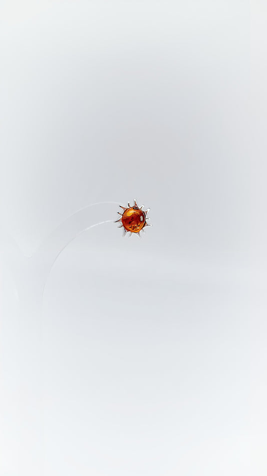 Sunbeams in your jewelry: Amber earrings in silver