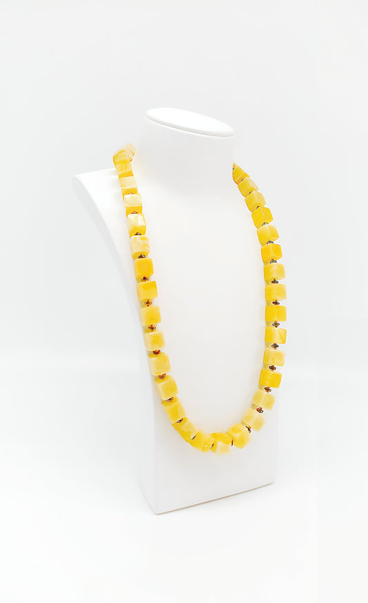 Amber lights: A unique piece in yellow