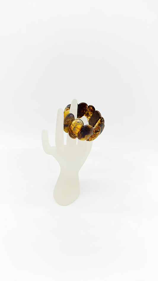 Amber bracelet, high-quality and timeless