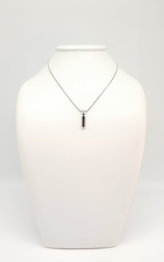 Noble amber meets silver – pure beauty