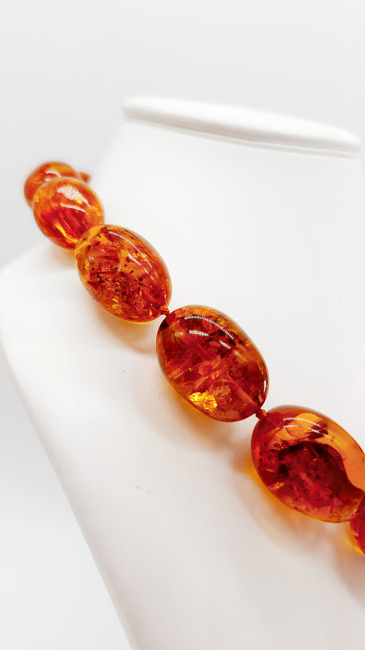 Amber in its most beautiful form: Unique necklace