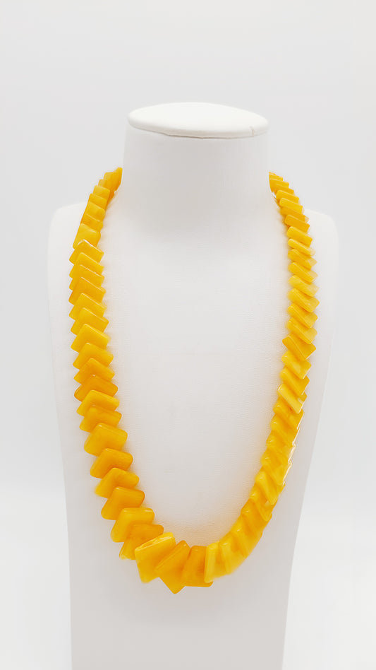 Modern & radiant: unique amber necklace