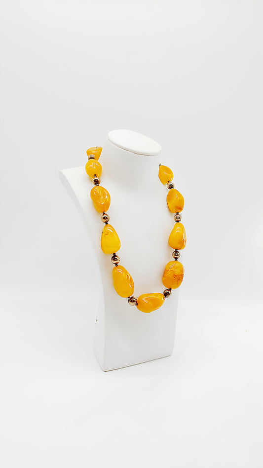 Shining elegance: unique amber necklace