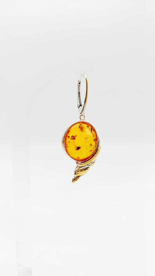 Gold-plated elegance with amber