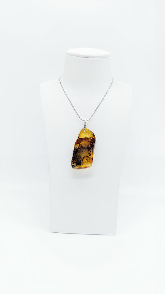 Pure nature: Amber in its original form
