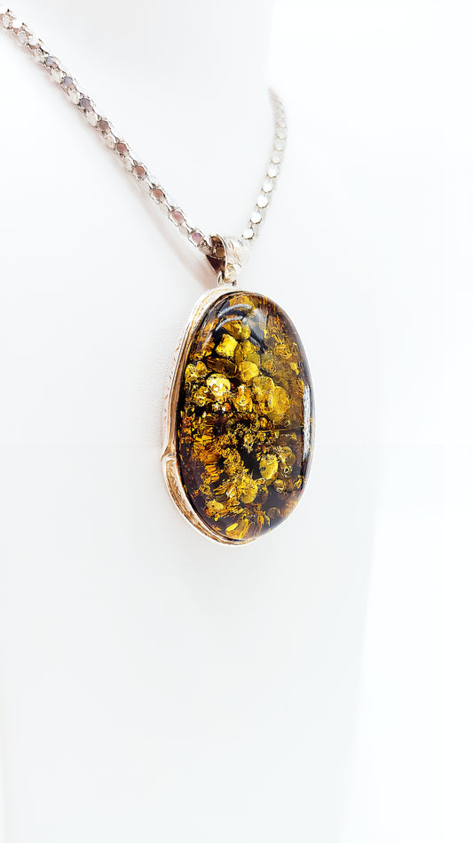 Necklace – Genuine amber with green color play