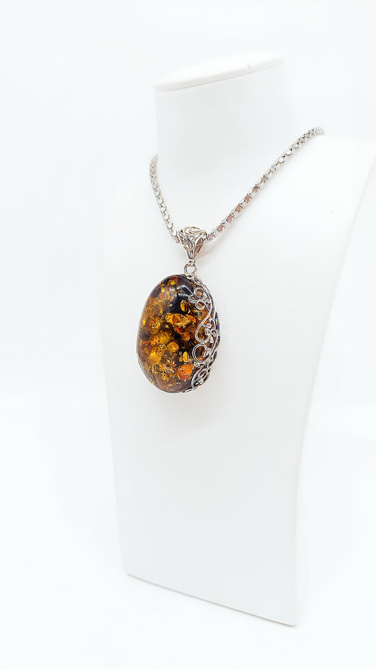 Special necklace – green amber with artistic setting