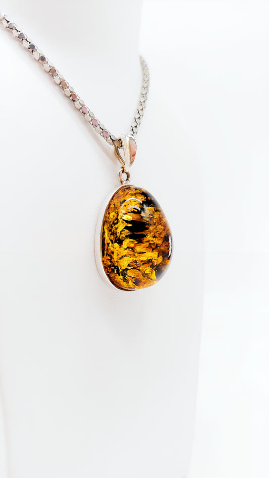Jewelry with soul Noble amber pendant for women