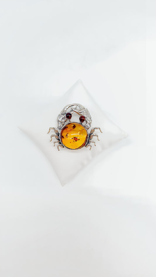 Crab Magic: Unique 925 Sterling Silver Brooch