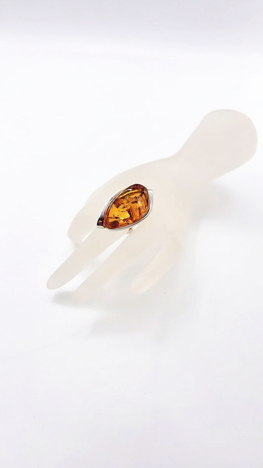 Your moment with a real amber ring