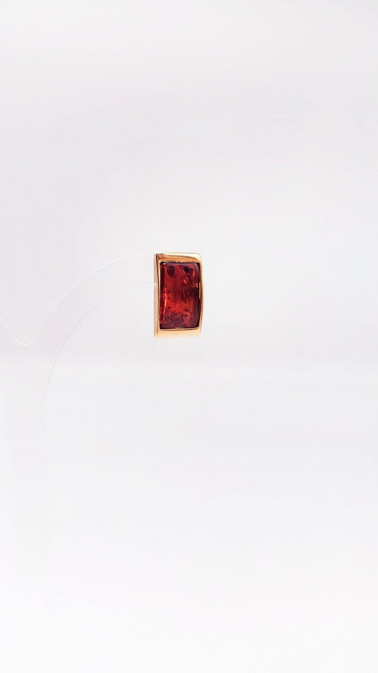 Luxurious earrings: gold-plated silver with amber