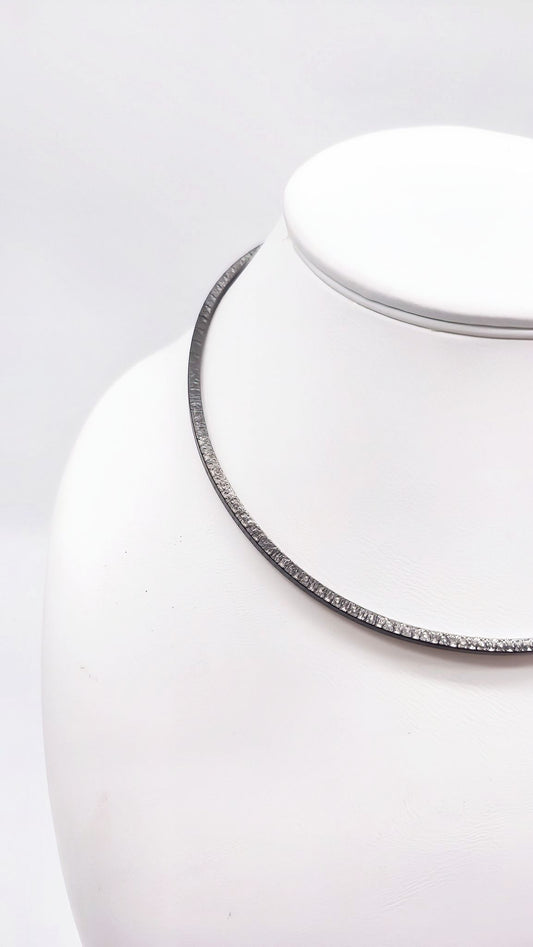 Square 925 silver choker – unique elegance