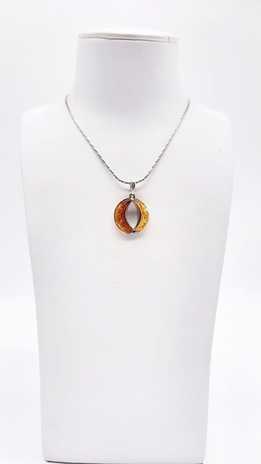 Luxury amber pendant with 925 silver – premium design