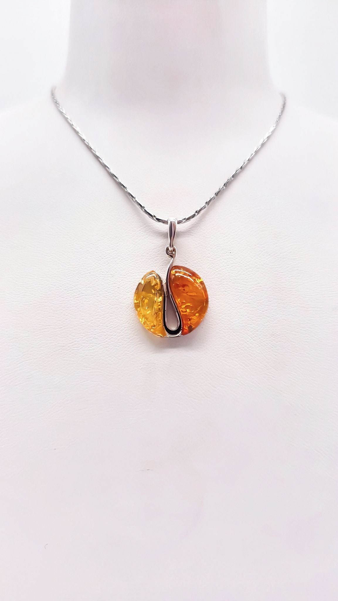Natural amber pendant with chain – a perfect gift