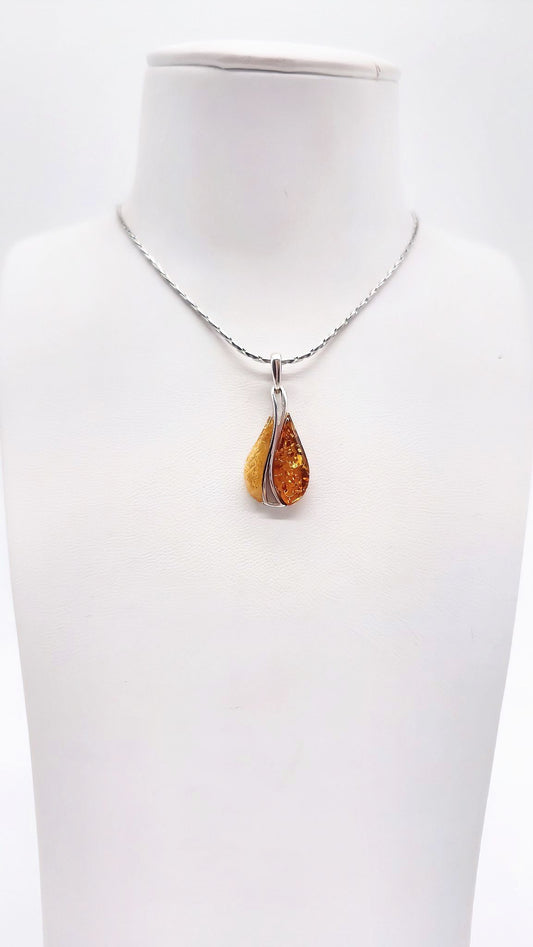 Exclusive pendant with genuine amber – perfect gift