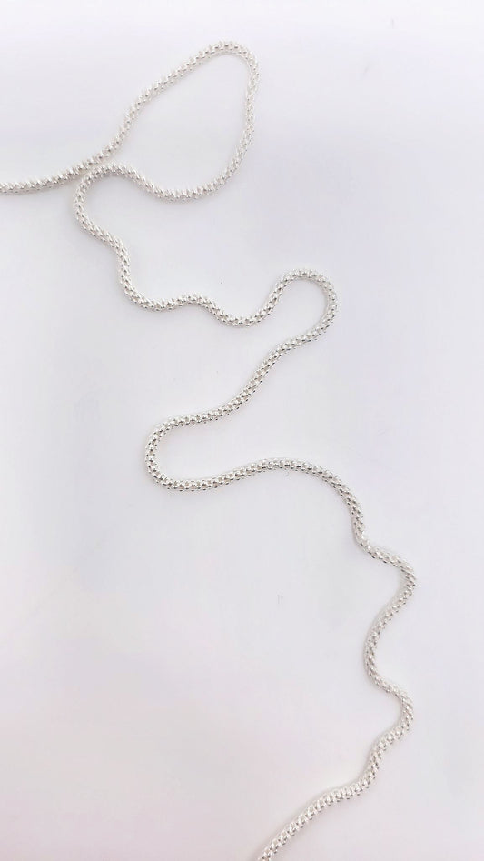 Filigree necklace made of sterling silver – simple beauty