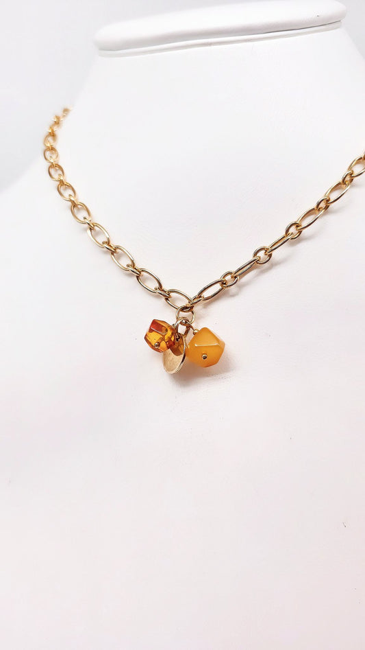 Fashionable necklace with amber – unique one-of-a-kind