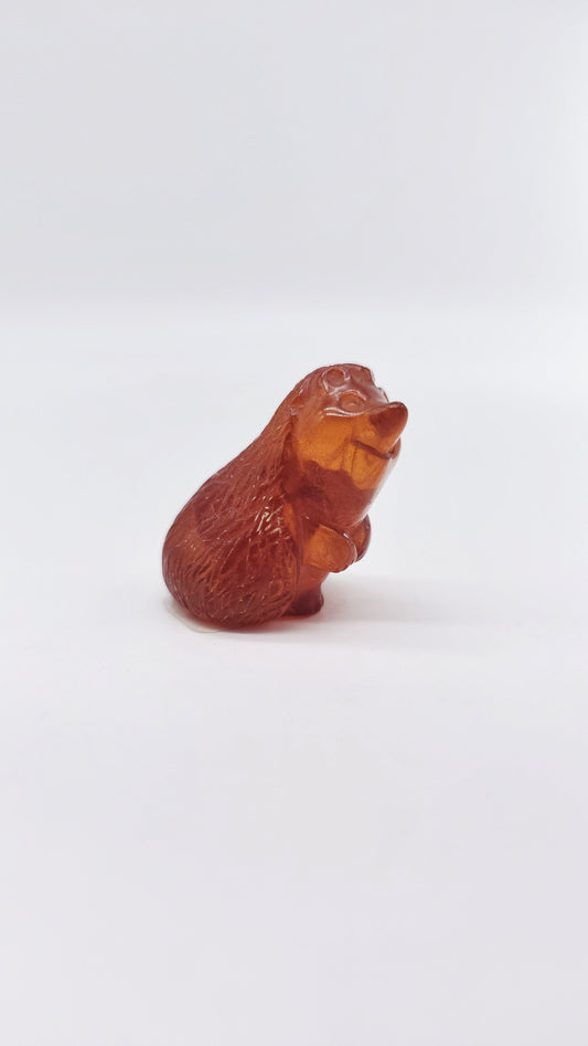 Hedgehog made of genuine amber – talisman for wisdom & intuition