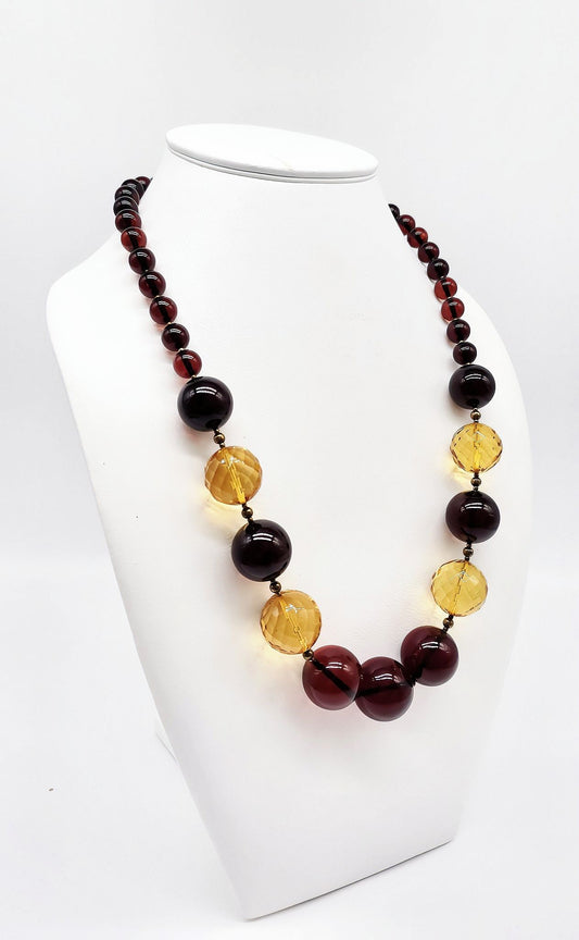 Amber pearl necklace with elegant design & large pearls