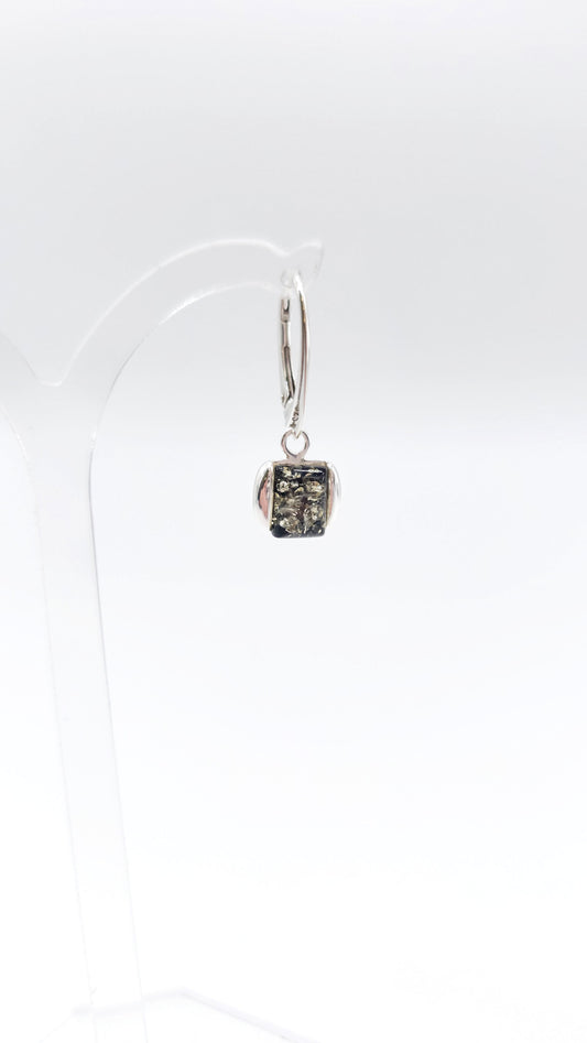 Compact silver earring with amber modern and natural