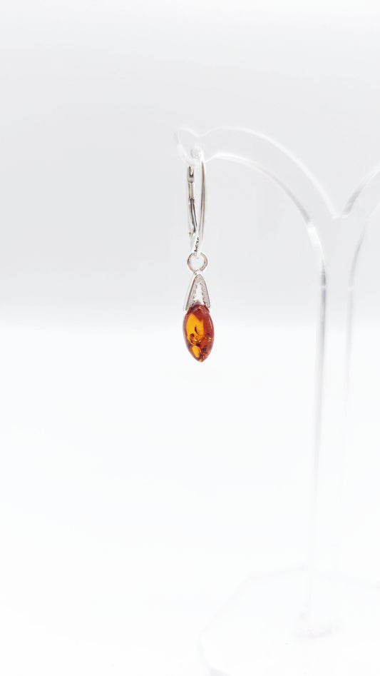Classic amber earrings – silver jewelry for your loved one