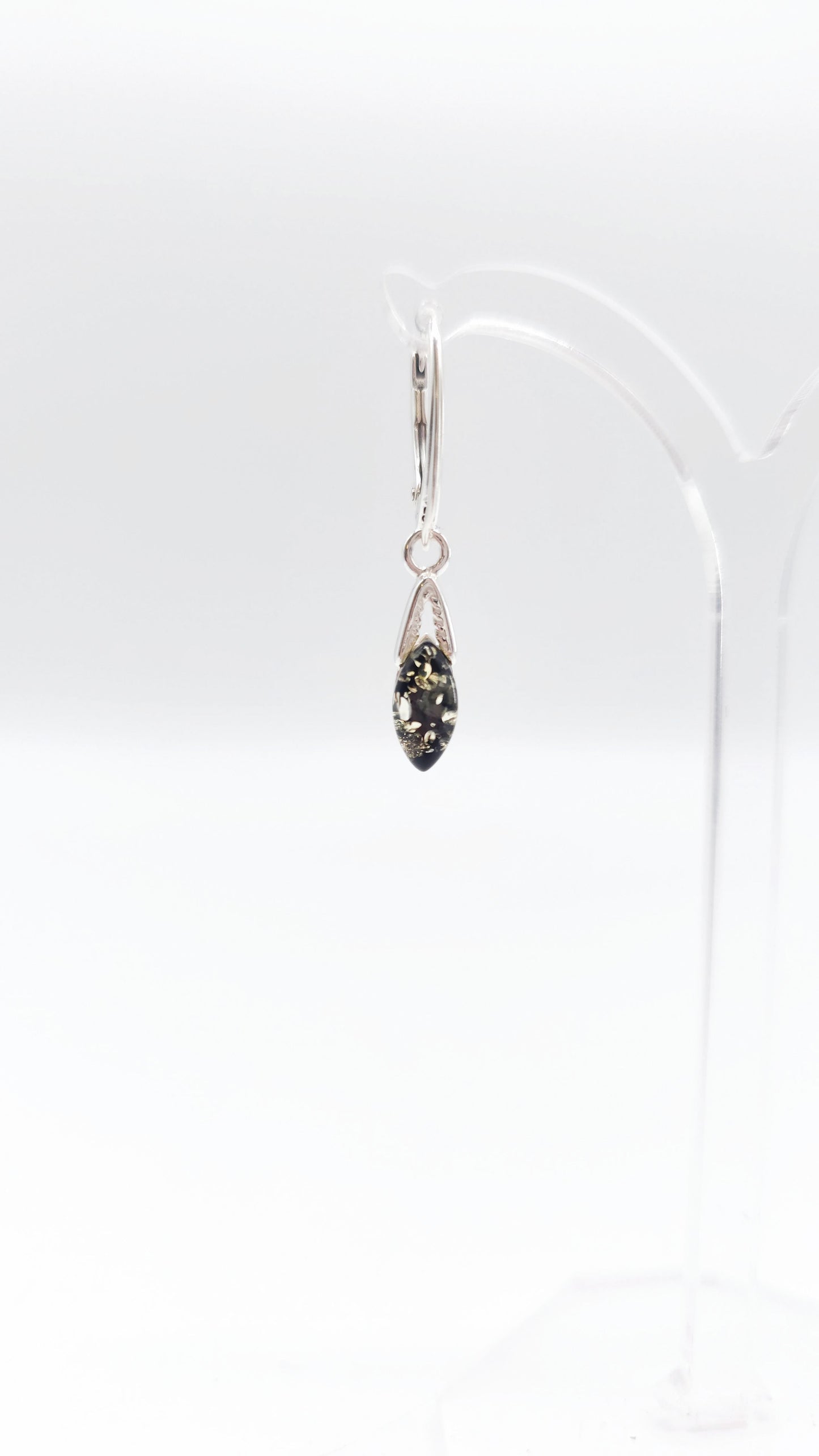 Classic amber earrings – silver jewelry for your loved one