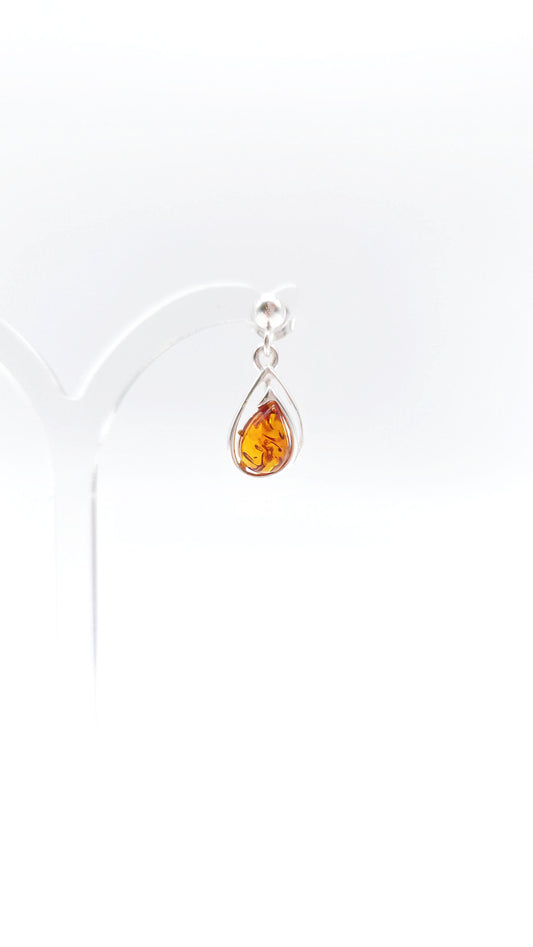 Amber jewelry for women – earrings in silver setting
