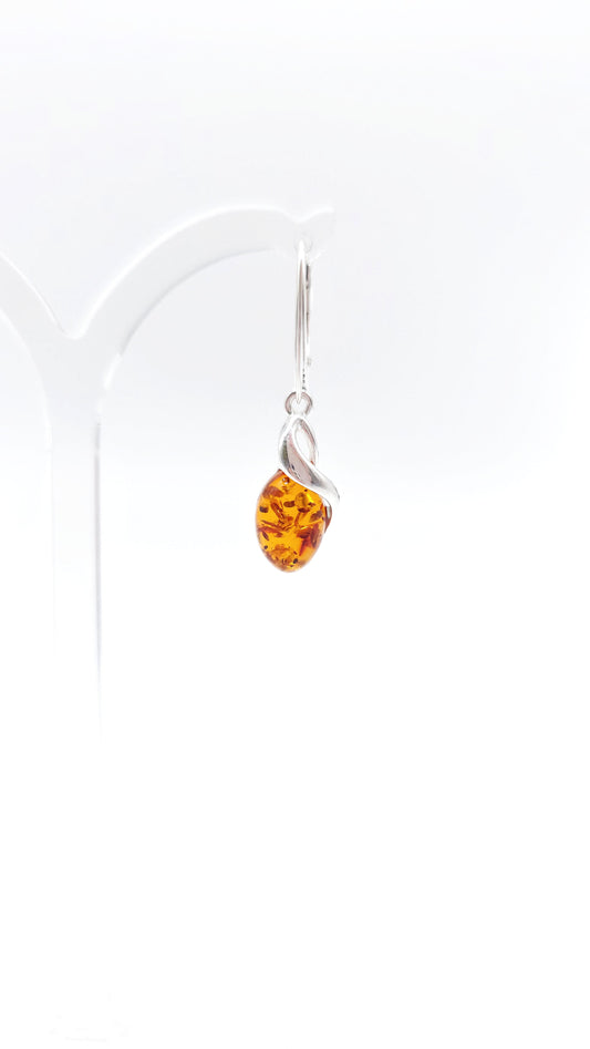 Women's earrings with amber in silver setting