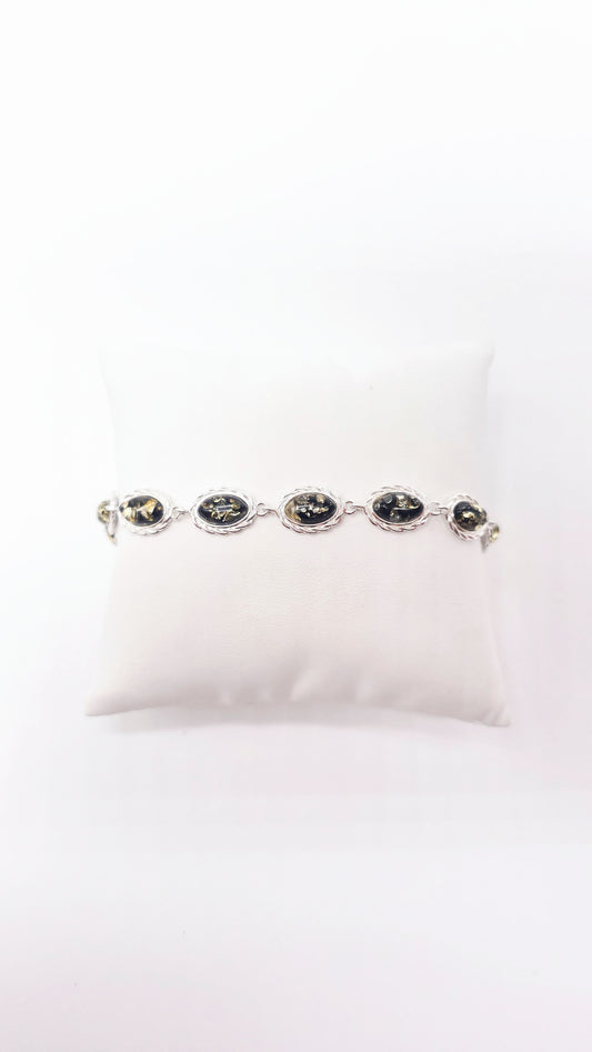 Amber jewelry for women – elegant bracelet