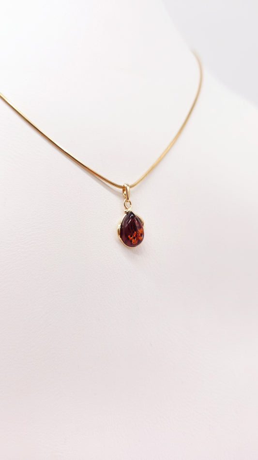 Stylish ladies' pendant amber gold-plated