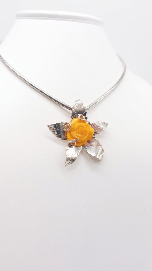 Silver pendant flower shape – unique piece amber