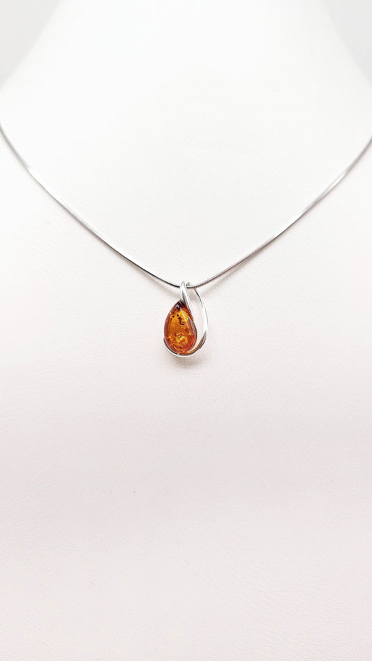 Natural amber pendant – gift idea