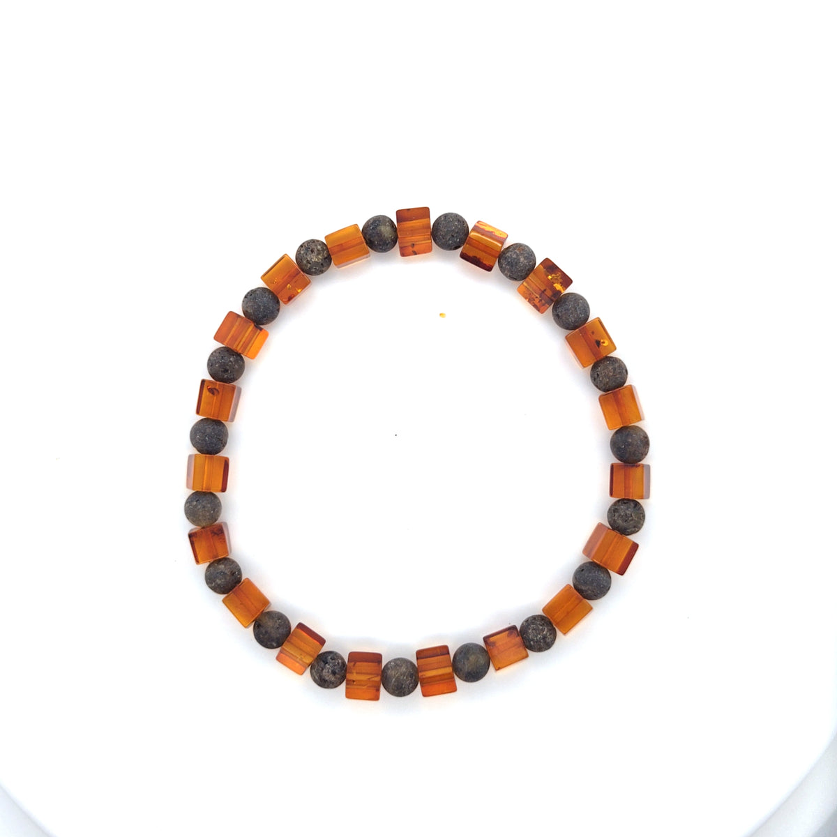 Geometrisches Stretch-Armband Unikat – Flexibler Naturstein-Schmuck mit echten Bernstein-Würfeln