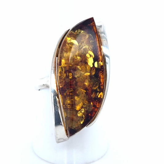 Einstellbarer Ring aus 925er Silber mit Seltenem Ostsee-Bernstein Grün