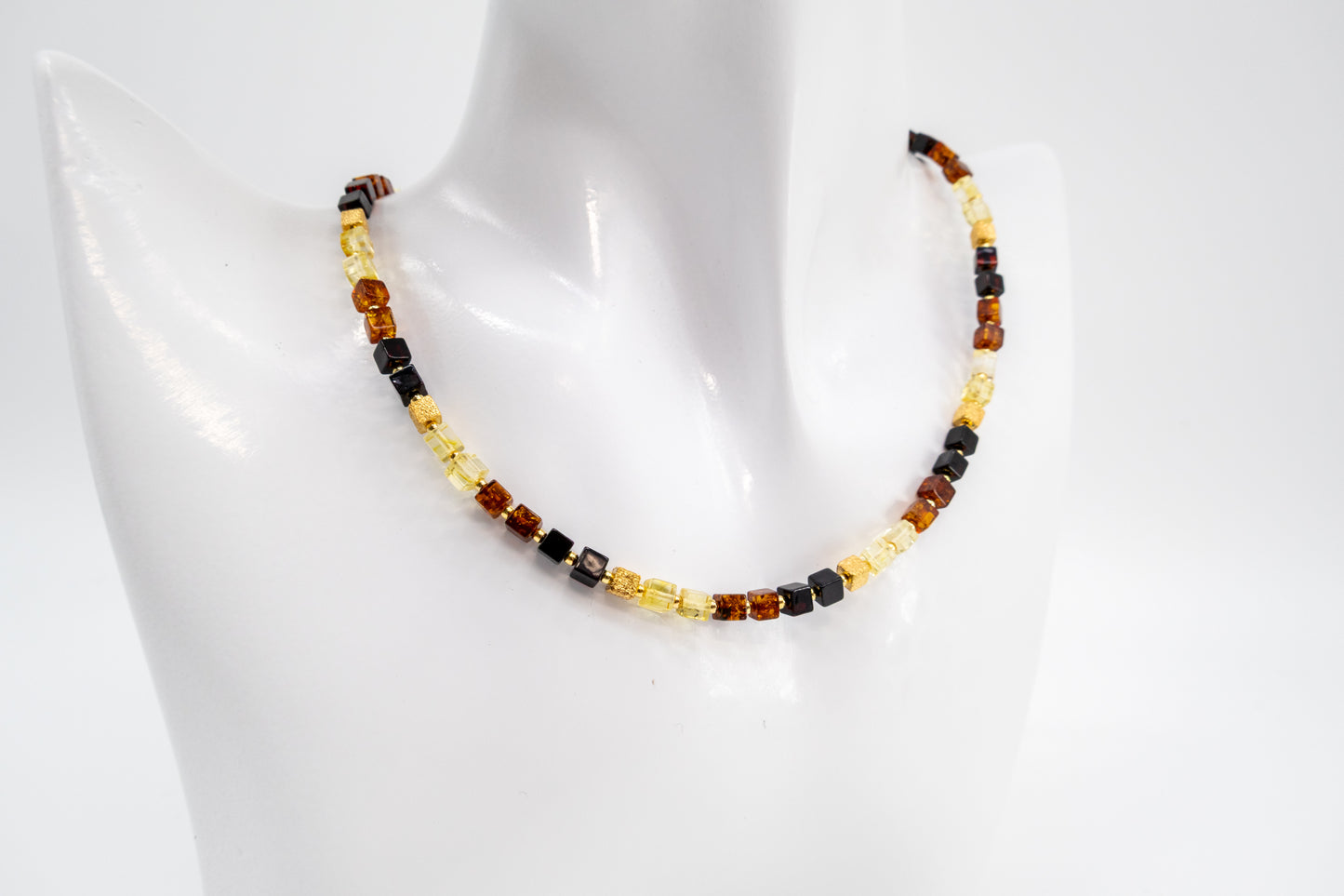 Gold-plated silver necklace with amber online