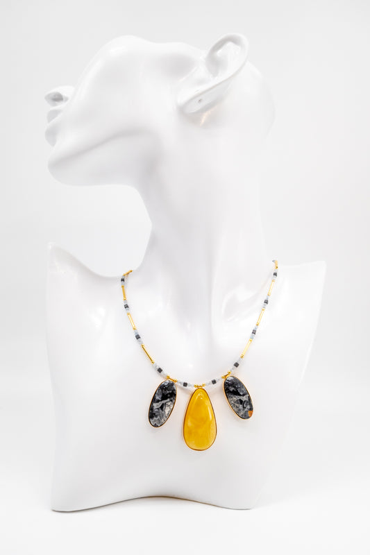 Schickes Collier mit Bernstein und Edelsteinen kaufen