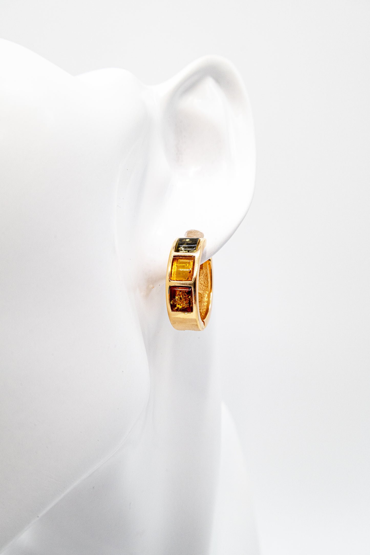 Feine Bernstein-Ohrringe vergoldet 1,3 cm