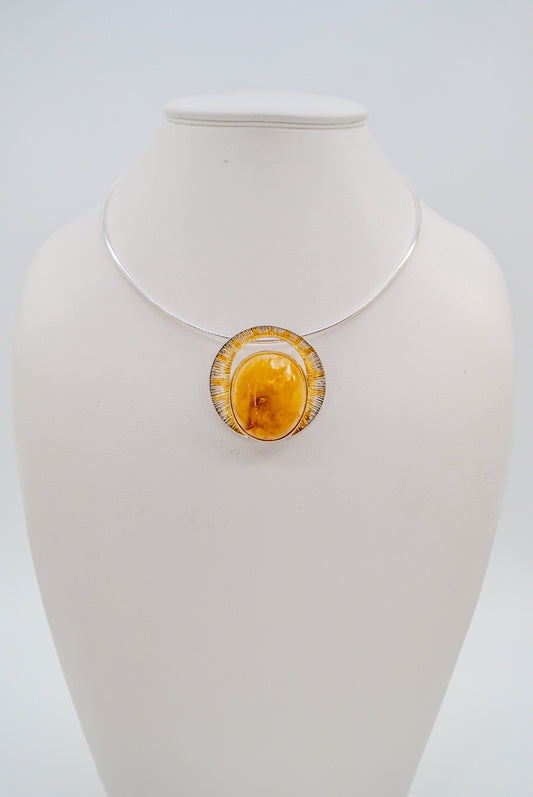 Complete amber pendant with silver chain unique