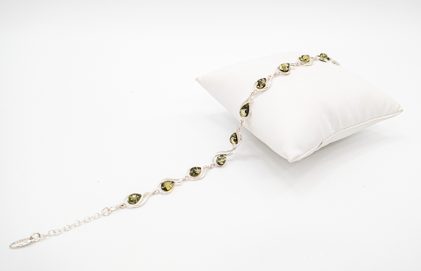 Armschmuck mit Bernstein & Silber