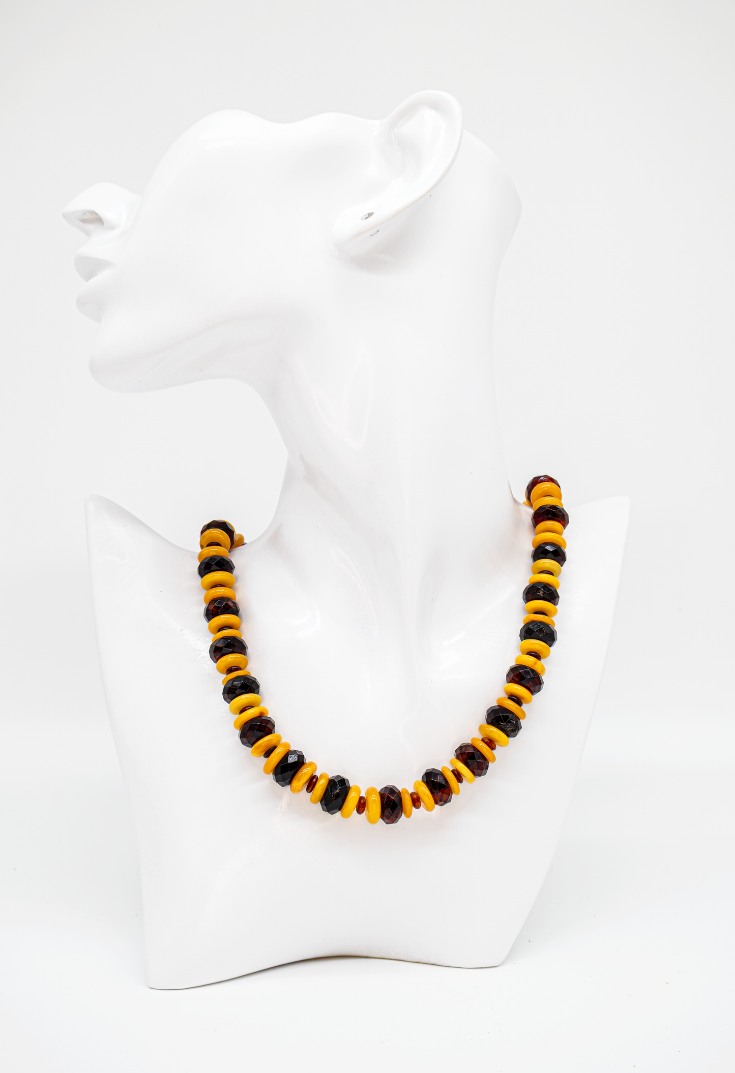 Exklusiver Bernsteinschmuck – Unikat Kette