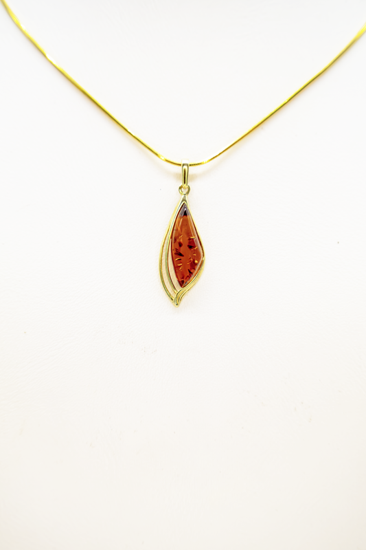 Genuine amber jewelry online – gold-plated pendant with chain