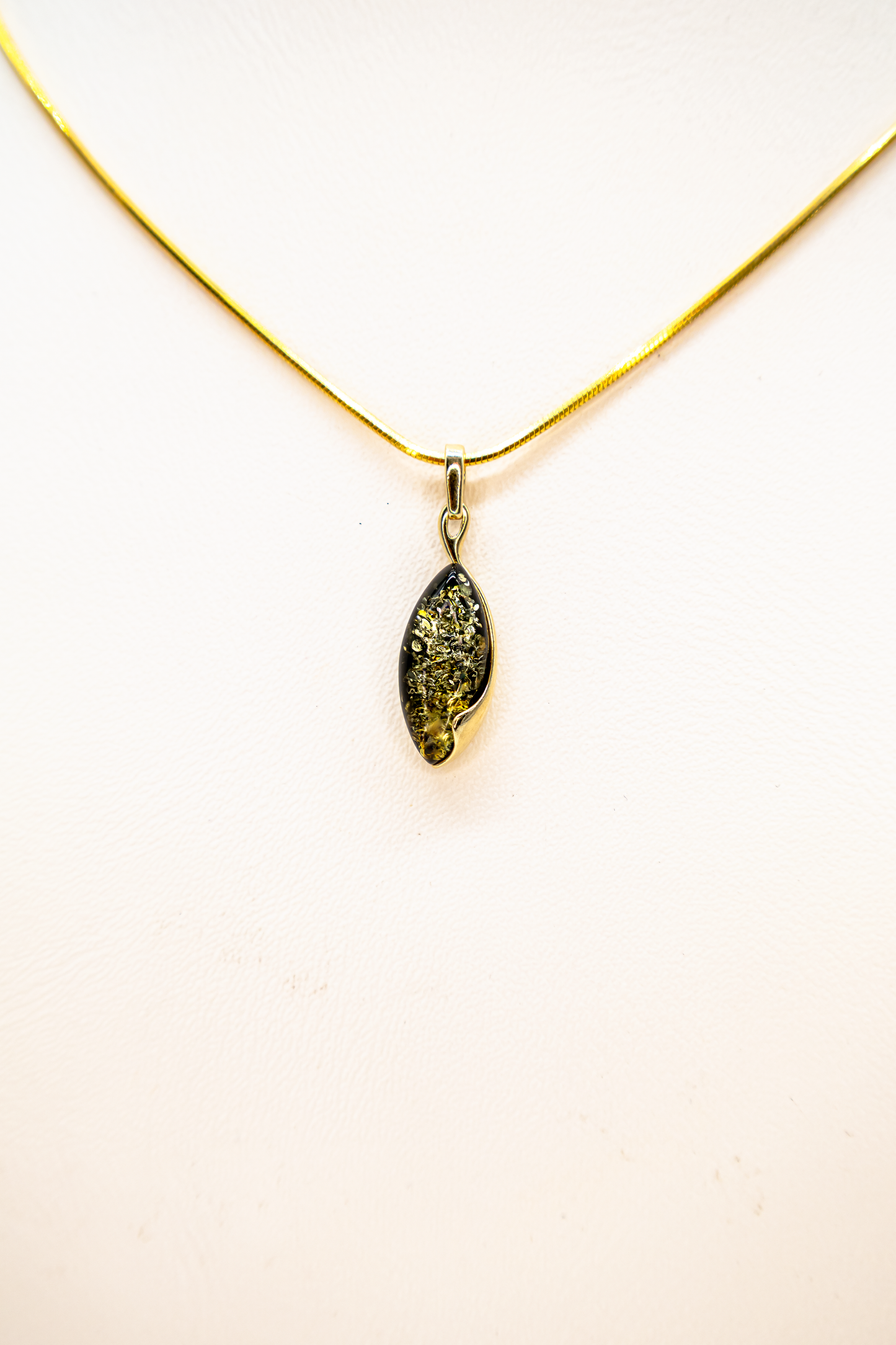 Grüner Bernstein Schmuck Damen & Jugendliche