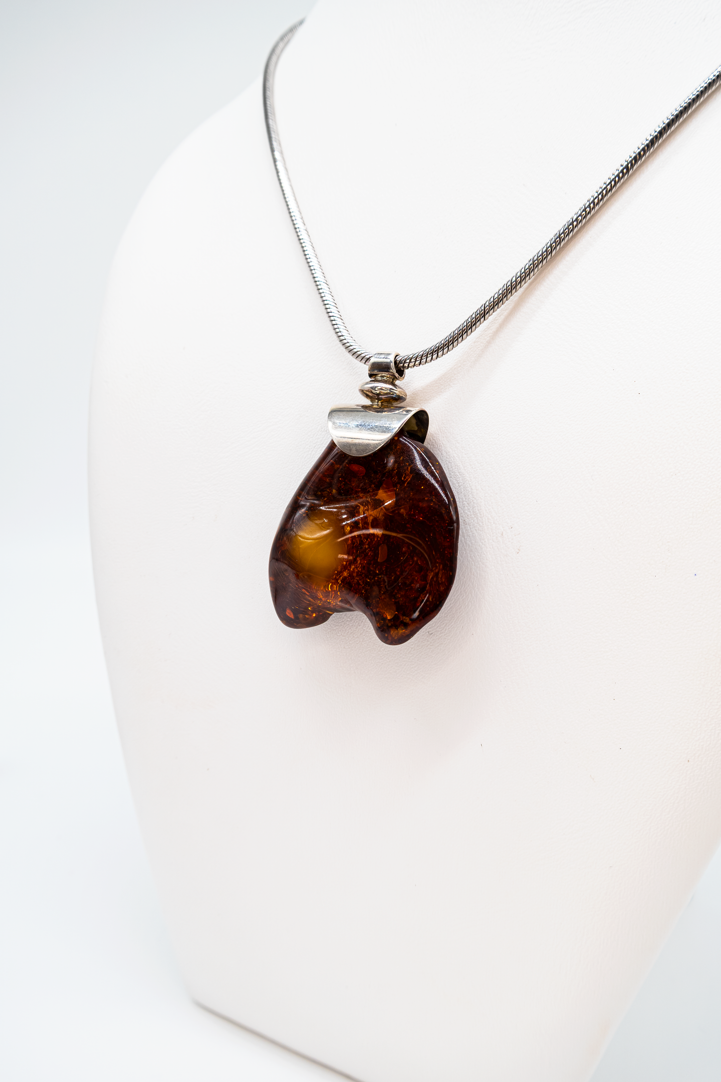 Vintage Bernstein Schmuck – handgefertigtes Einzelstück